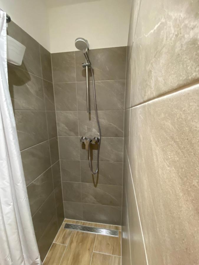 Appartement 1 Mit Kueche Und Neuem Bad, Frisch Saniert Friedrichskoog Εξωτερικό φωτογραφία