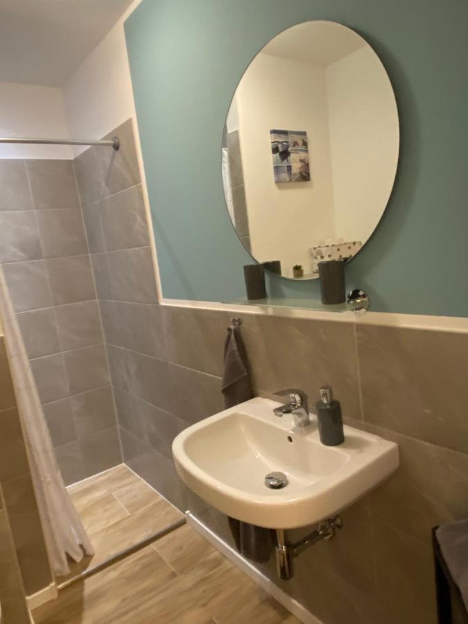 Appartement 1 Mit Kueche Und Neuem Bad, Frisch Saniert Friedrichskoog Εξωτερικό φωτογραφία